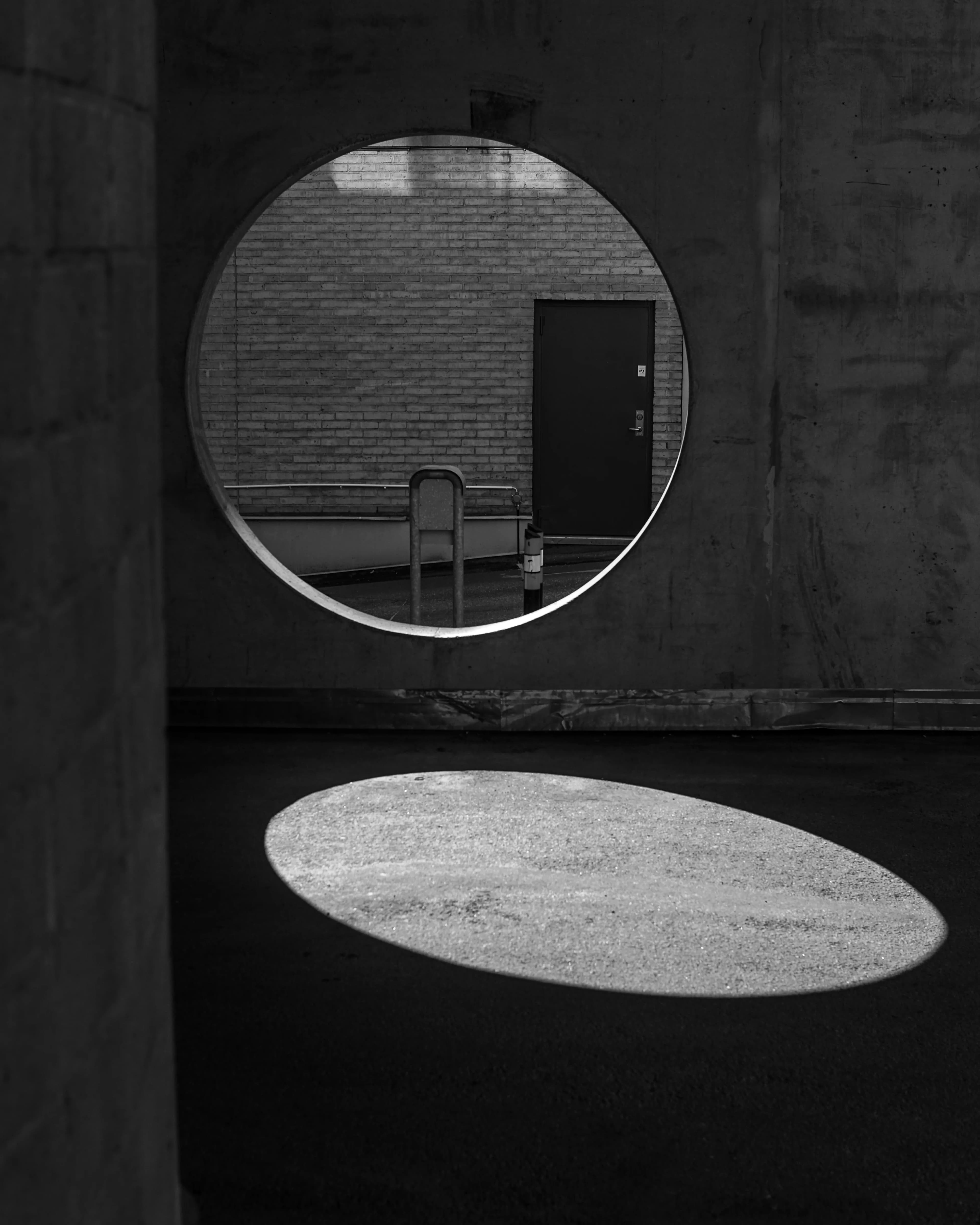 Image rezension-zu-dieter-thoma-asthetische-freiheit-zwischen-kreativitat-und-ekstase.-in-kreation-und-depression